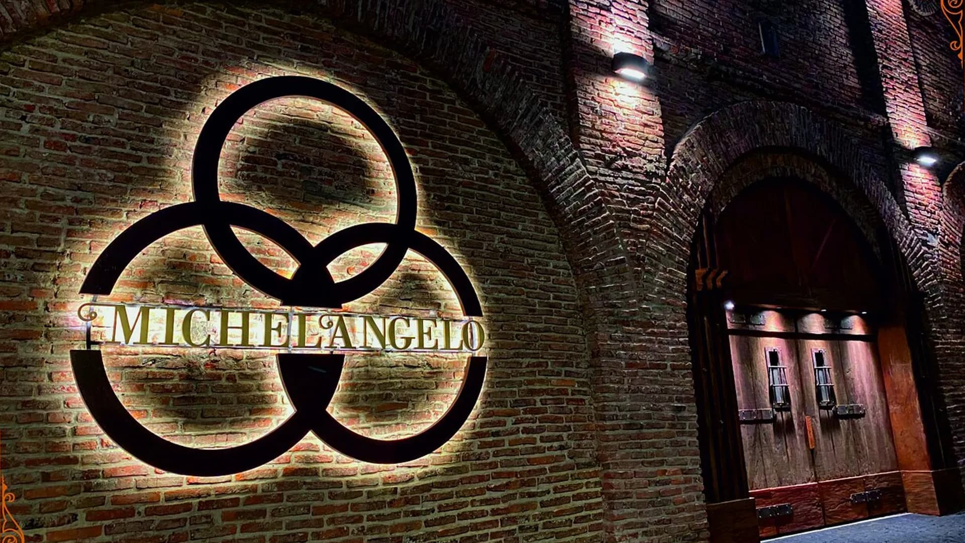 Michelangelo Tango